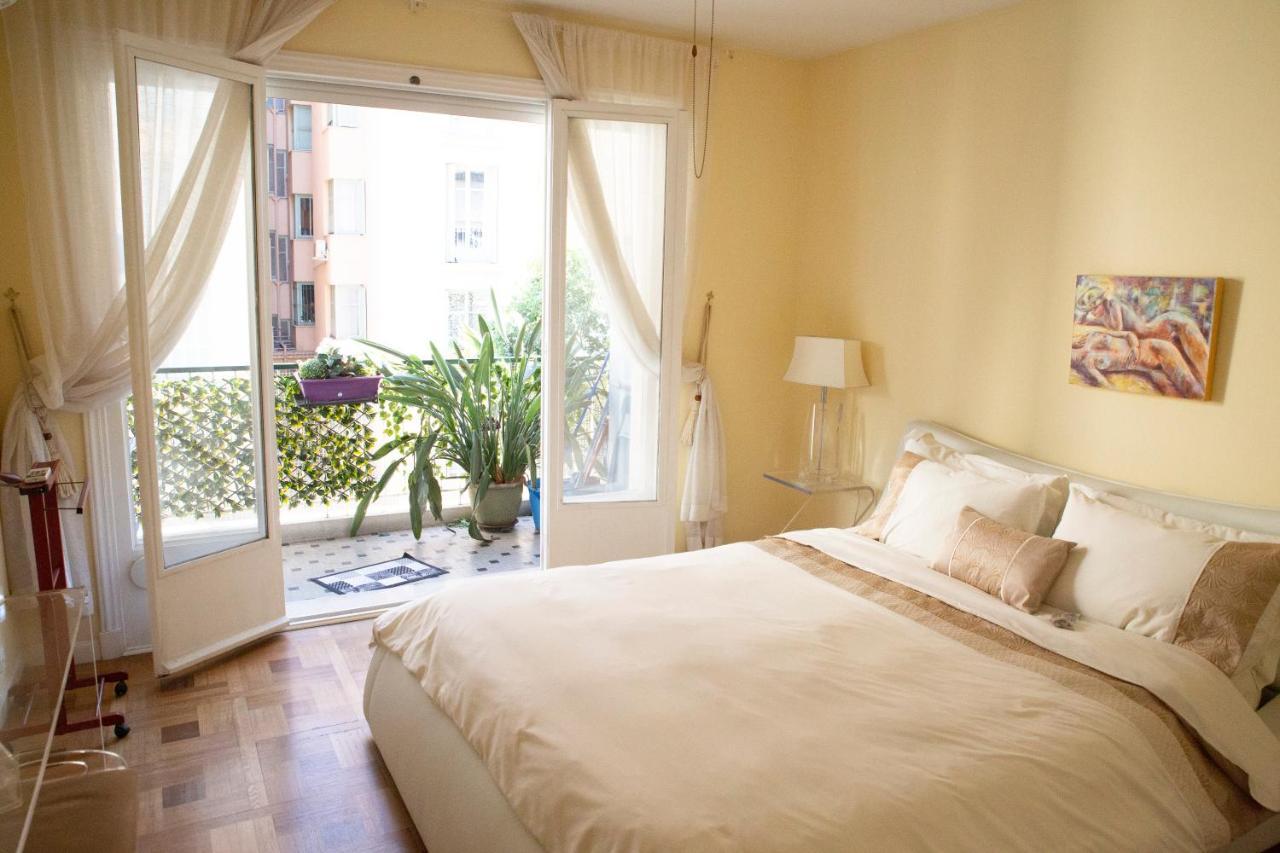 Chill Out Apartment, 2 Mins From *