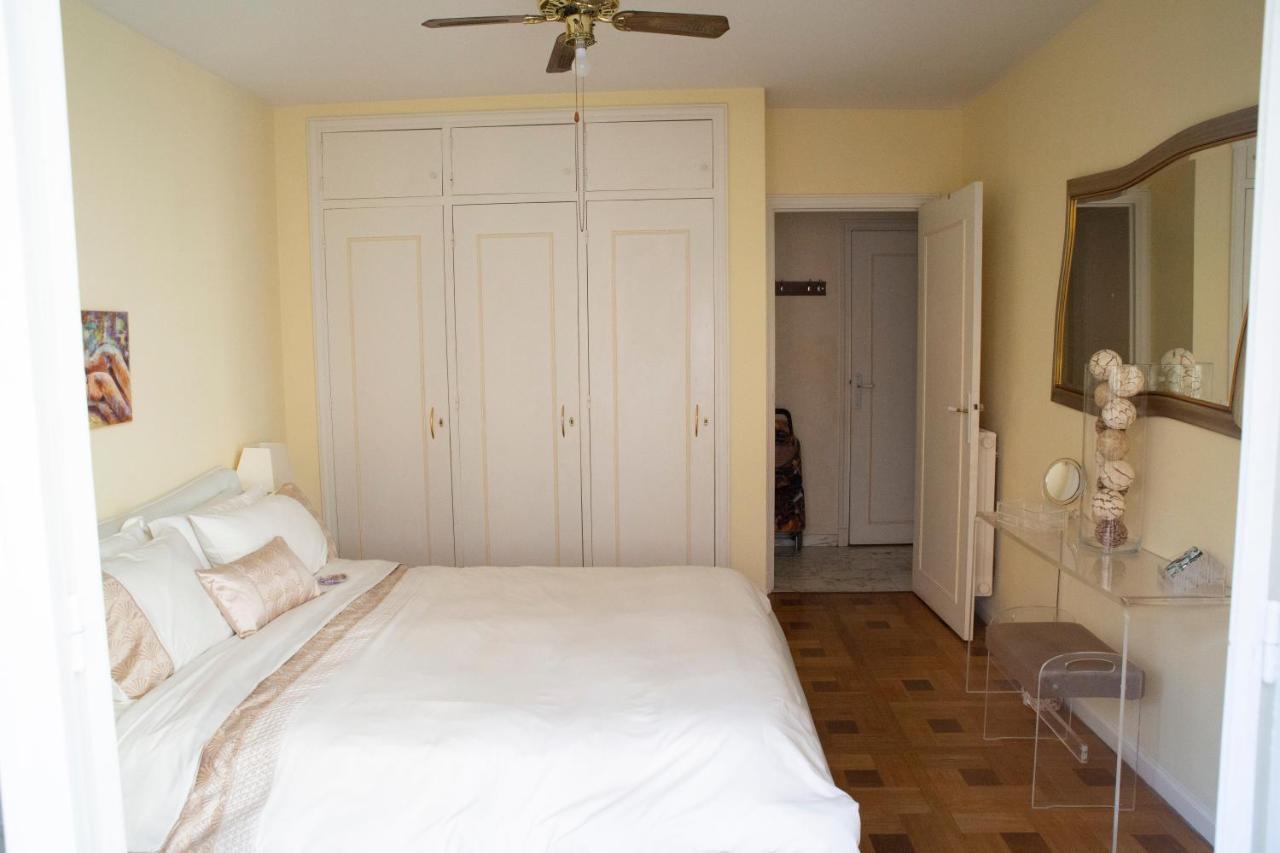 Chill Out Apartment, 2 Mins From Appartamento Nizza